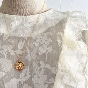 NWOT: Missoma-inspired 18k gold plated gold coin necklace